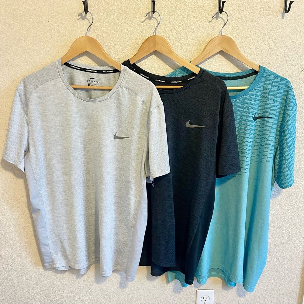 Nike Dri- Fit Men's Gray, Black, and Teal Short Sleeve Tees XXL
